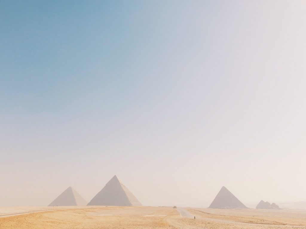 Désert et pyramides en Egypte, Le Caire