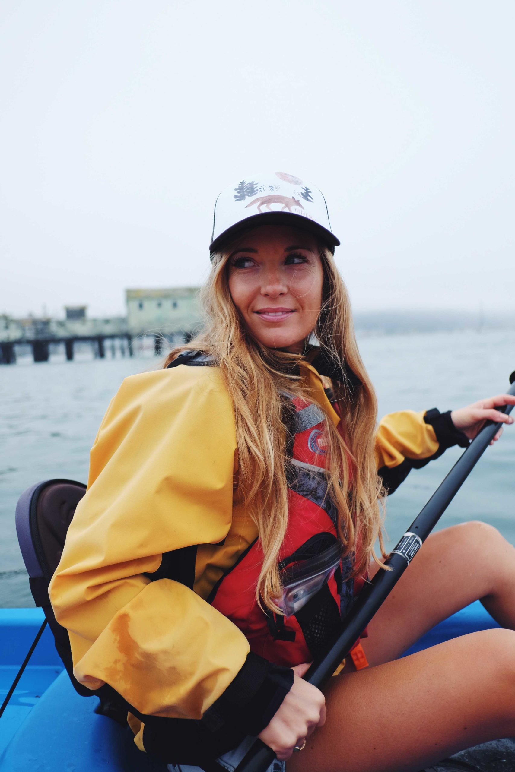 Amanda en kayak à half moon bay