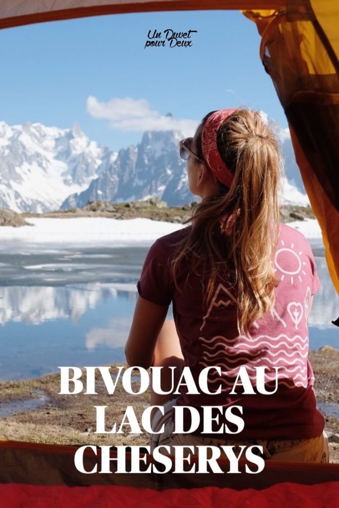 Bivouac au lac de Cheserys face au Mont-Blanc