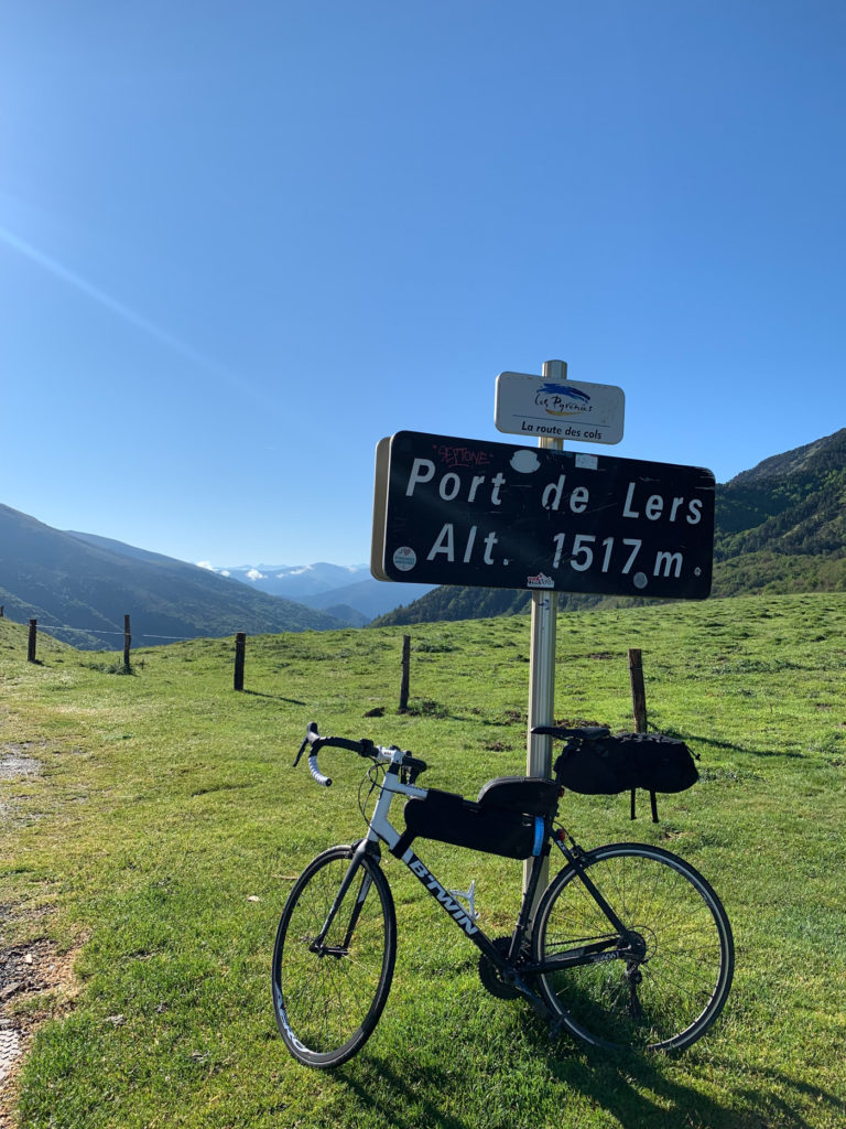 traversée des Pyrénées à vélo jusqu'au port de Lers