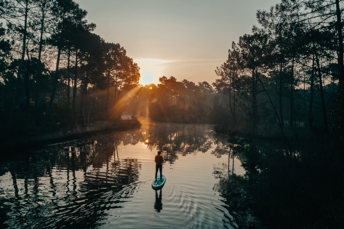 paddle au lever du soleil Lacanau lac